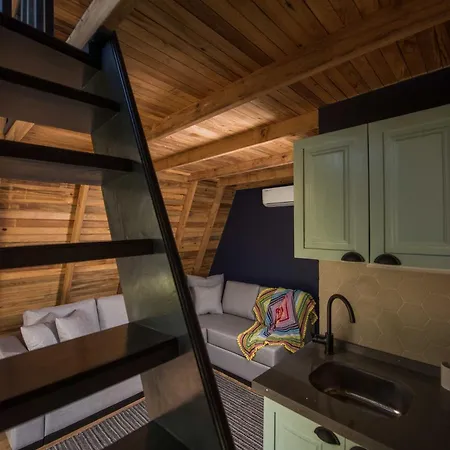 Byelka Ayvalık * Ayvalı